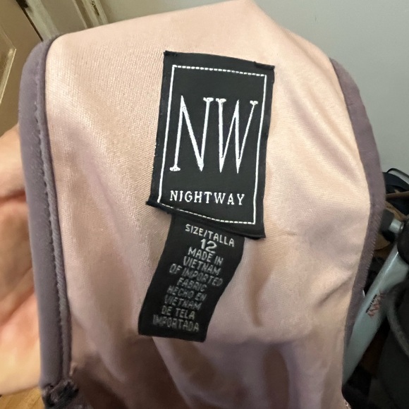 Night Way Collections Lavender Sequin Dress, Christmas Wedding New Years size 12 - Picture 4 of 4